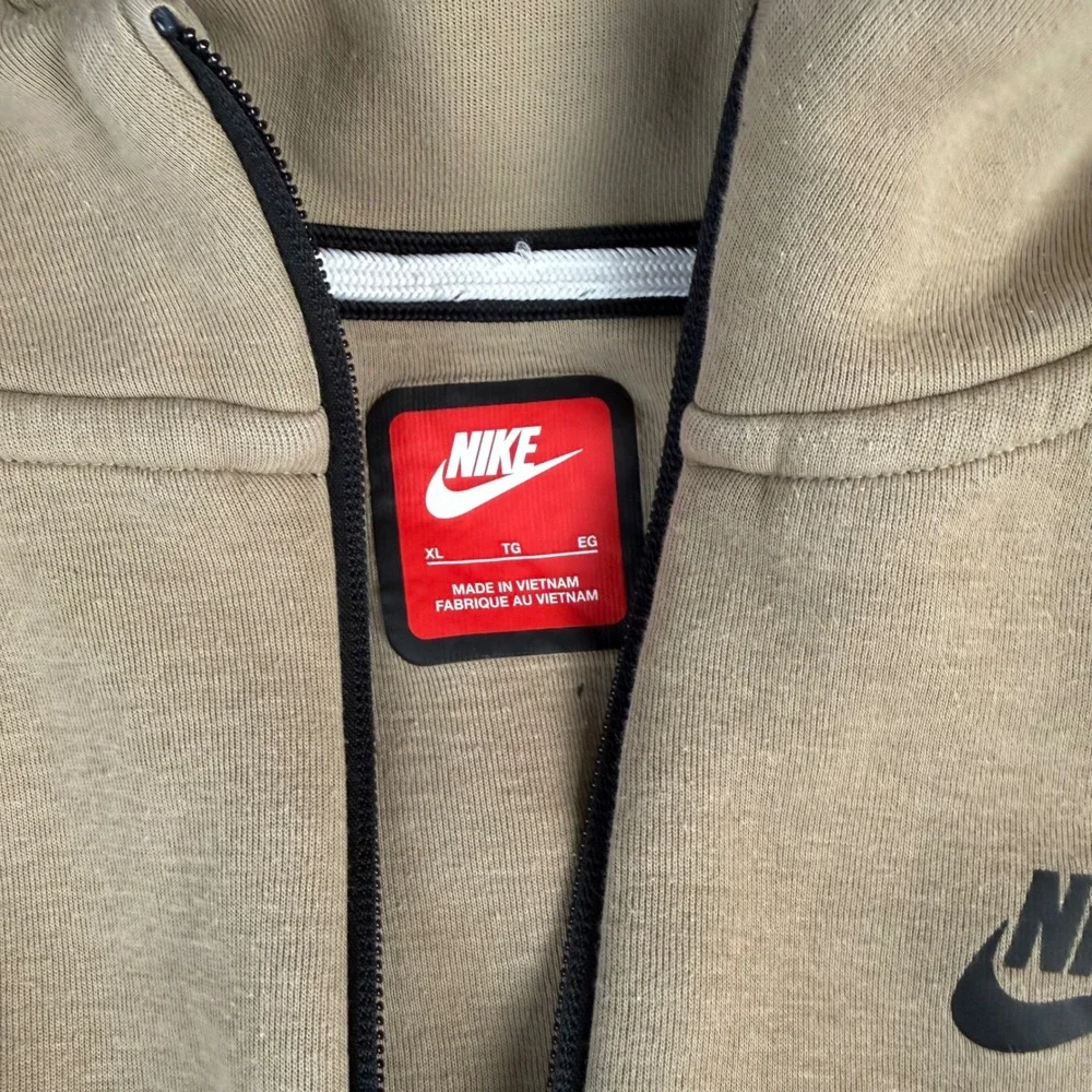 Nike Tech Fleece Full Zip Hoodie Kids XL Khaki White Colorblock CU9223-247